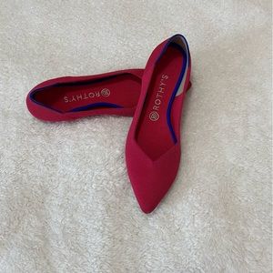 Rothy’s burgundy color point flats